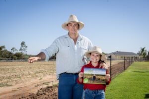 Wannabe farmer snaps a winning moment