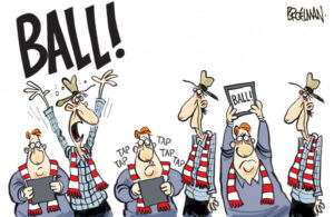 Footy fans on iThings spoiling watching game in stands